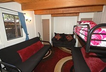 RedAwning Spruce Avenue Holiday home